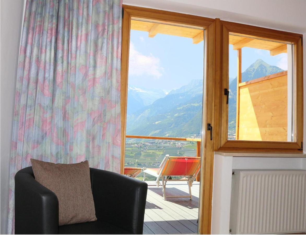 Schenna Garni Eden Bed & Breakfast المظهر الخارجي الصورة